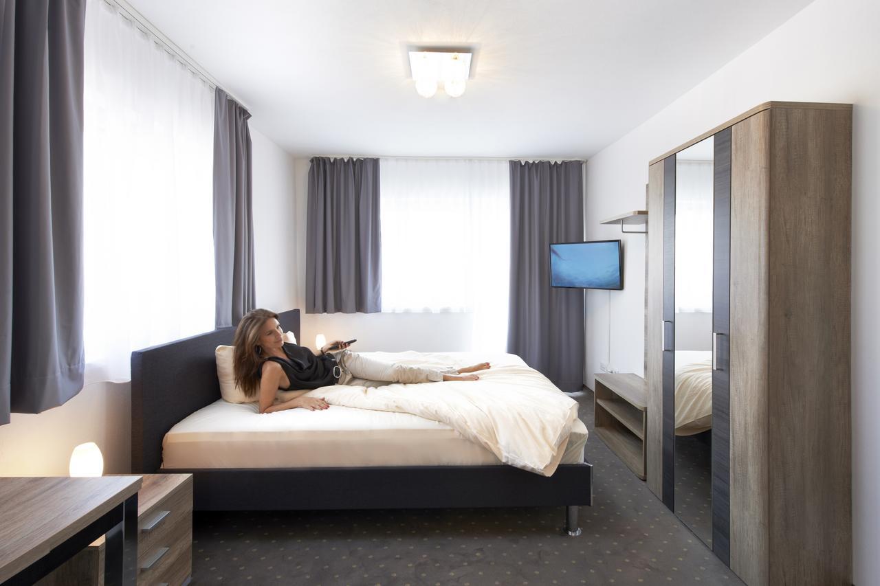 Hotel New In Gaimersheim Екстериор снимка