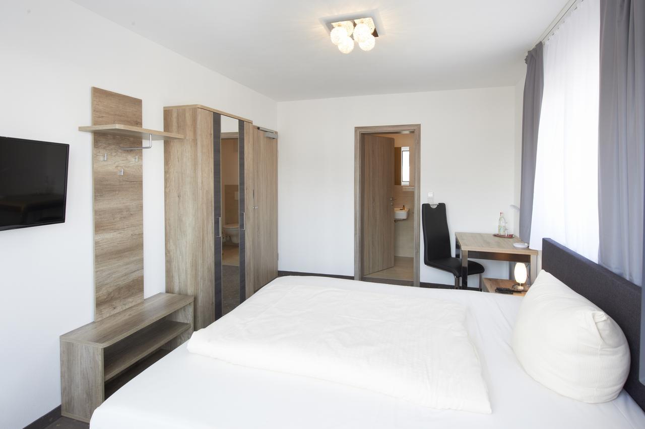 Hotel New In Gaimersheim Екстериор снимка