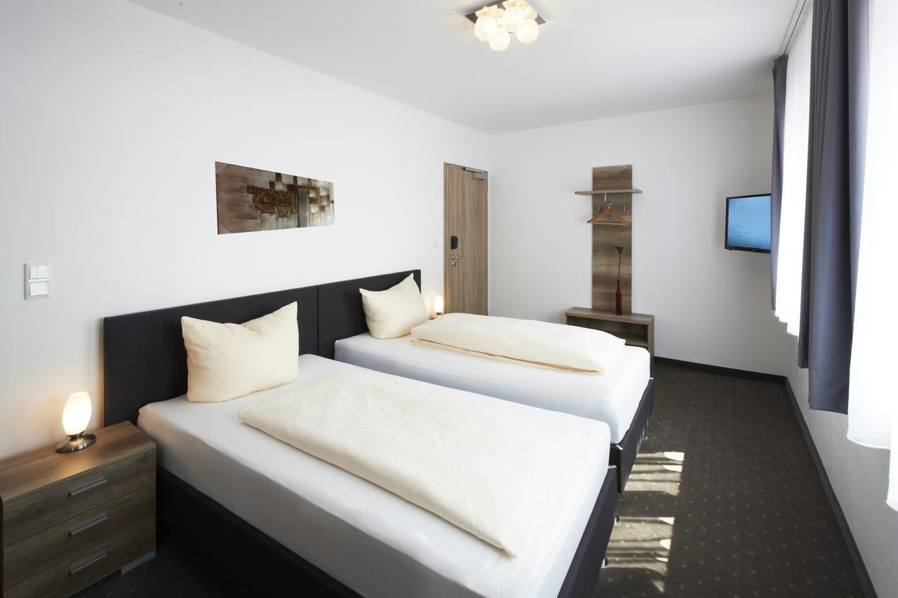 Hotel New In Gaimersheim Екстериор снимка