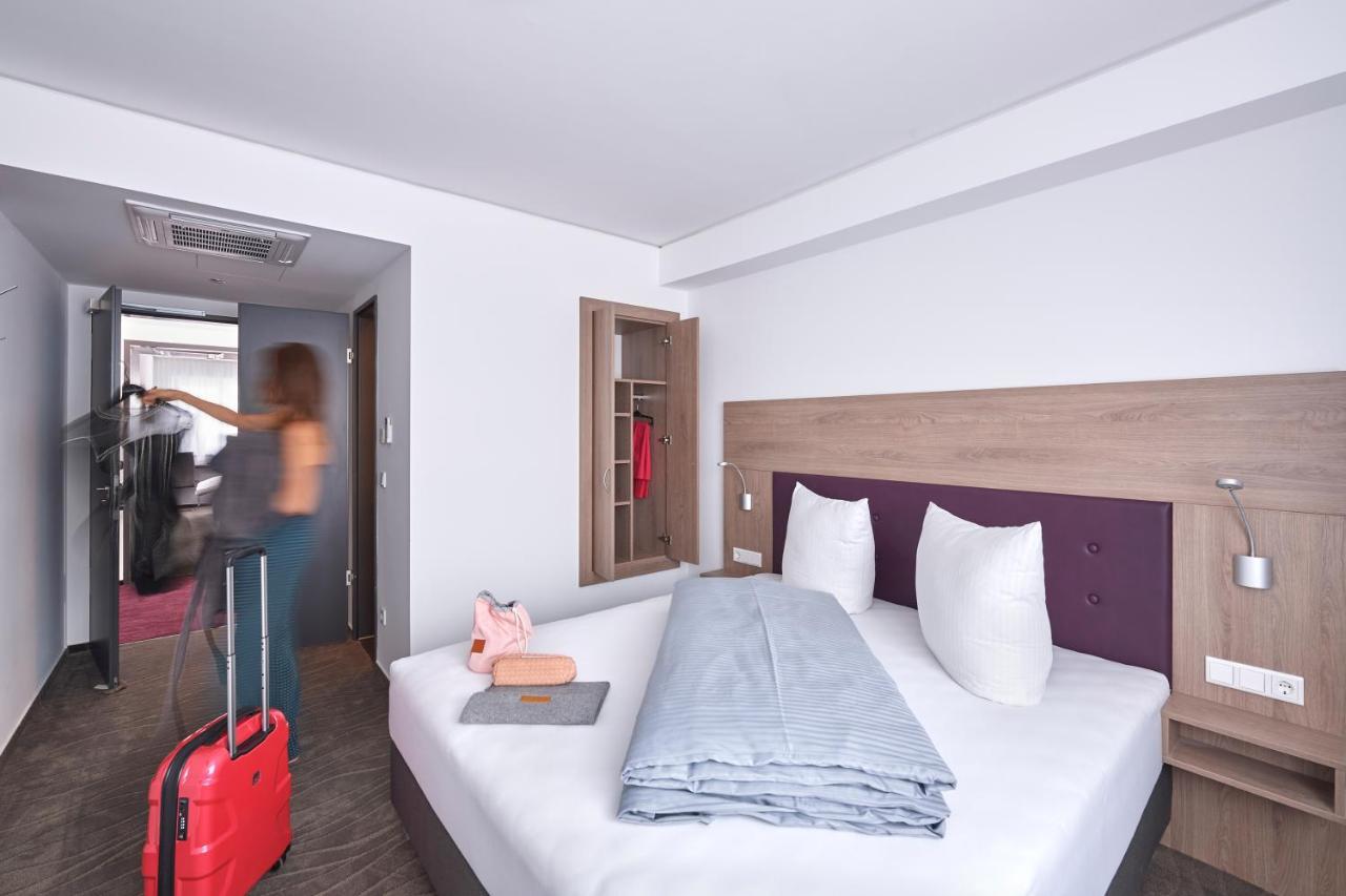 Hotel New In Gaimersheim Екстериор снимка