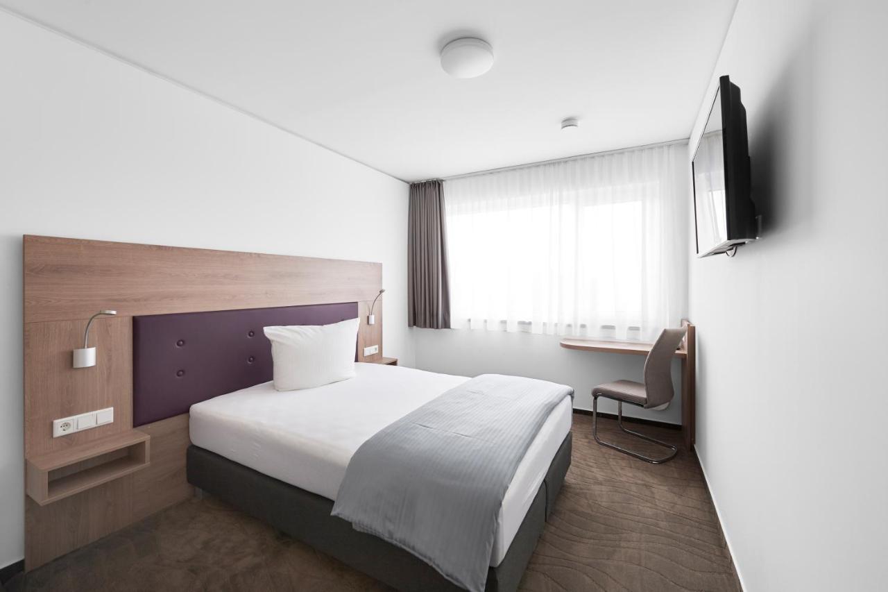 Hotel New In Gaimersheim Екстериор снимка