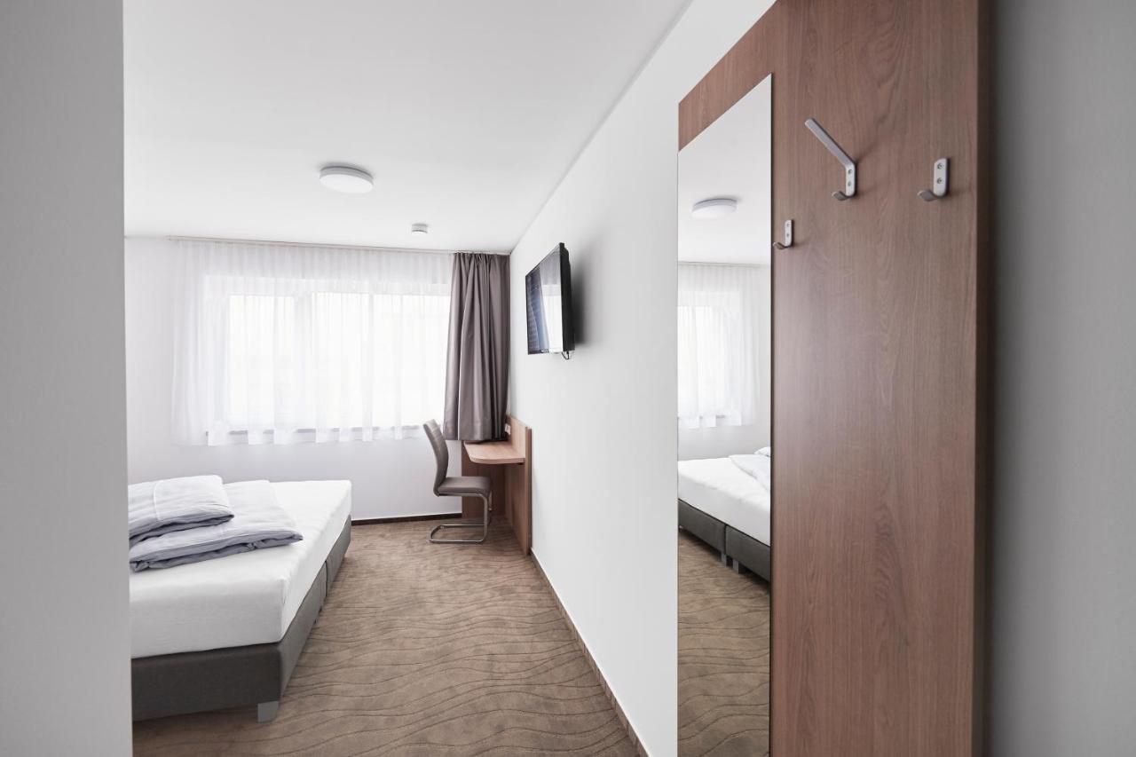 Hotel New In Gaimersheim Екстериор снимка