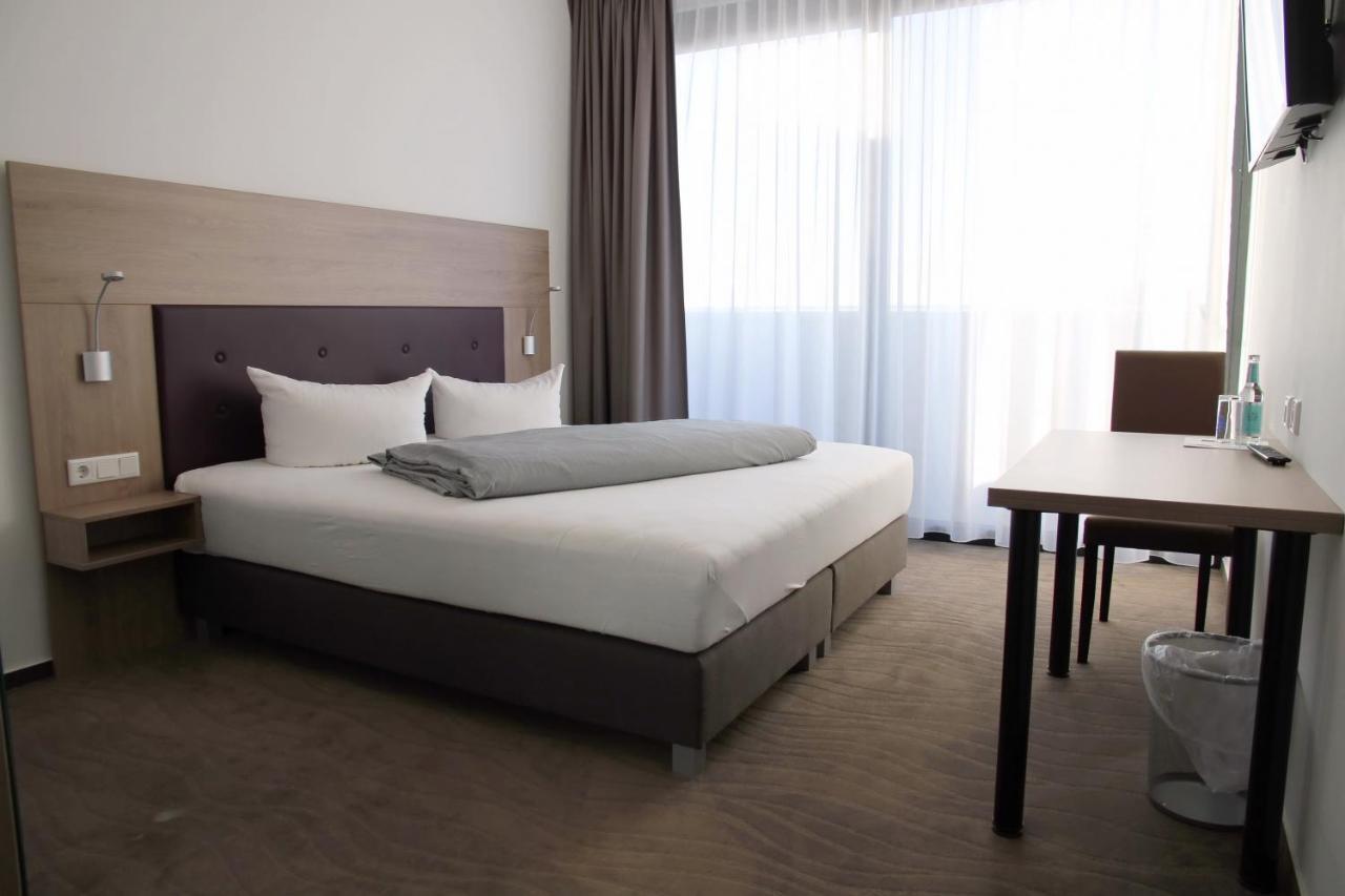 Hotel New In Gaimersheim Екстериор снимка
